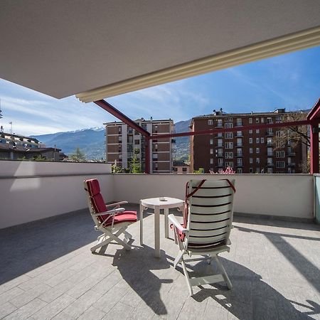 Piazzi House Aparthotel ซอนดริโอ ภายนอก รูปภาพ