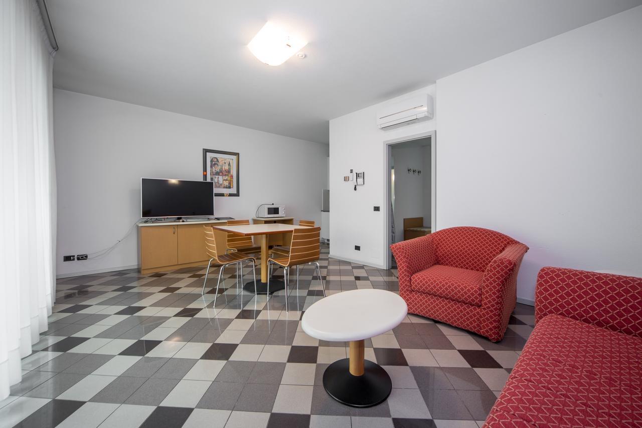 Piazzi House Aparthotel ซอนดริโอ ภายนอก รูปภาพ